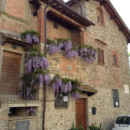 Casa Vacanze Il Glicine Laterina Exterior photo